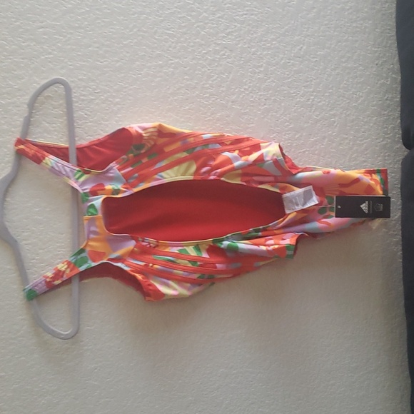 One pcs swimsuit 14 - Picture 2 of 4